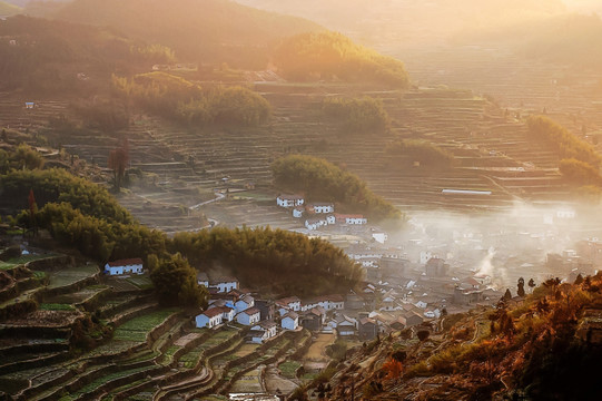 醉美山村