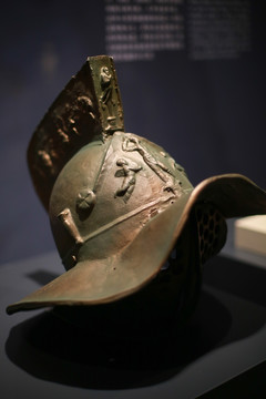 古罗马头盔