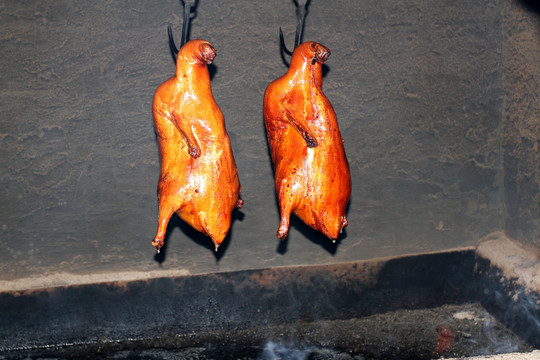 北京烤鸭 烤鸭 吊炉烤鸭 鸭肉