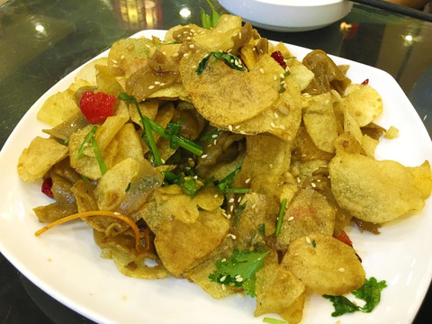 土豆片栲栳栳