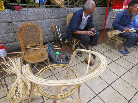 藤椅制作