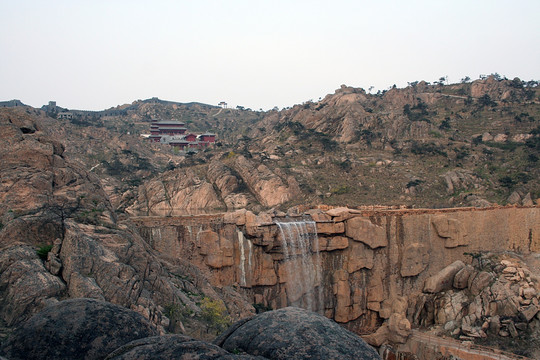 深山寺庙