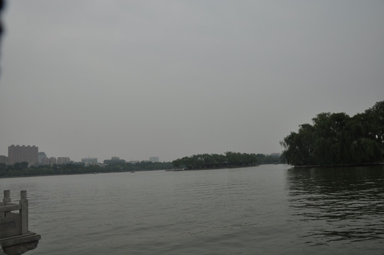 大名湖面
