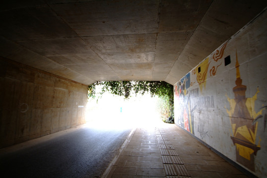 隧道出入口