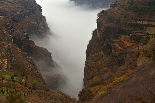 太行峡谷云雾