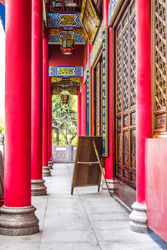 古建筑彩绘 古典 红木柱子