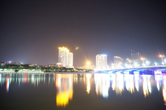 珠河桥夜景