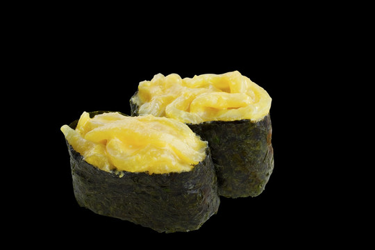 海胆鱿鱼寿司