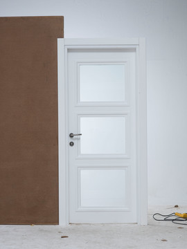 白色室内门房门实木吸塑