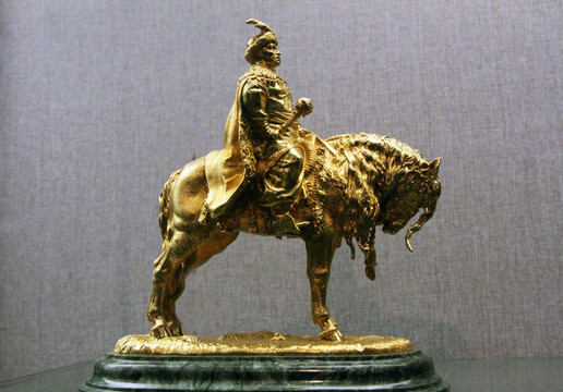 镀金骑士像