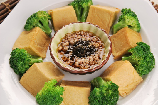 榄菜肉碎豆腐