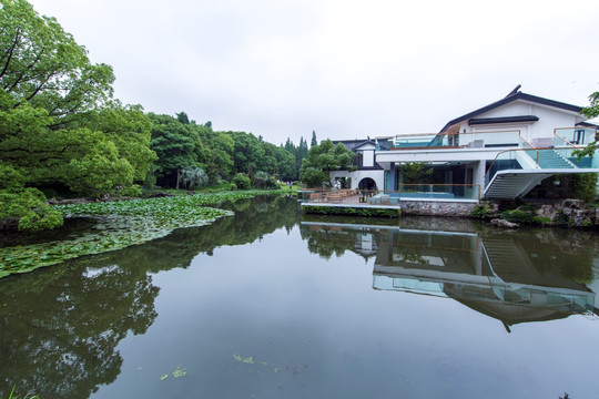 上海植物园湖心建筑