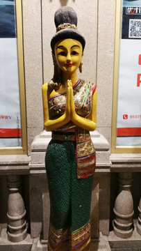 泰国风格的人像雕塑