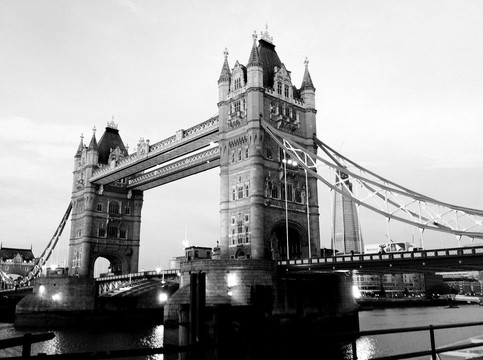 英国伦敦地标建筑塔桥