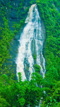 山腰瀑布 青山