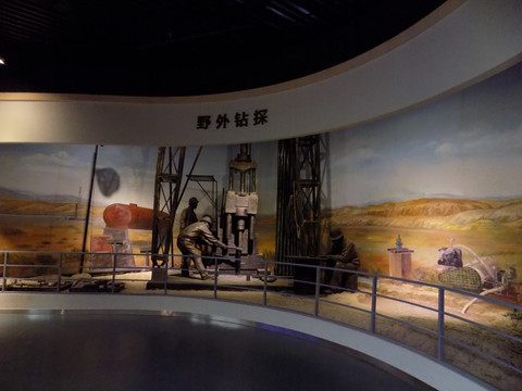 野外钻探场景雕塑