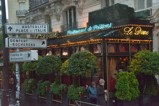 巴黎咖啡店