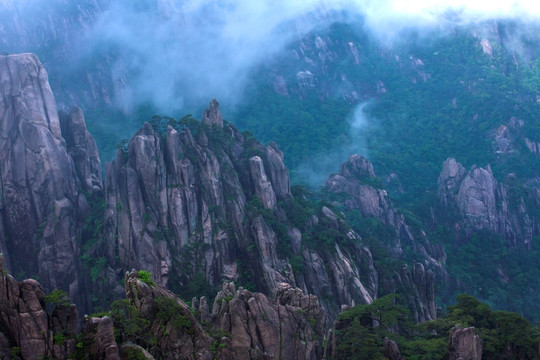 黄山石峰