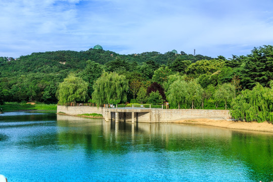 山水湖泊