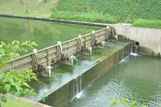 水坝水库