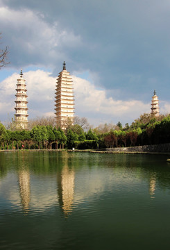 大理崇圣寺三塔景区