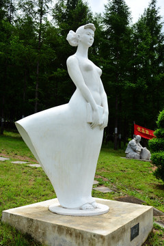图们江公园雕塑