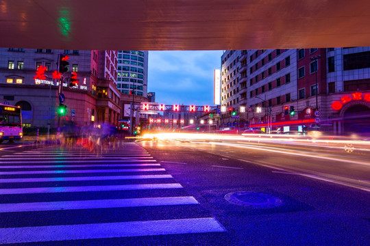 延安东路夜景