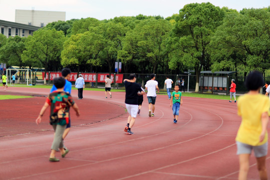 上海大学田径场
