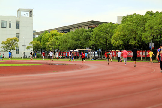 上海大学田径场