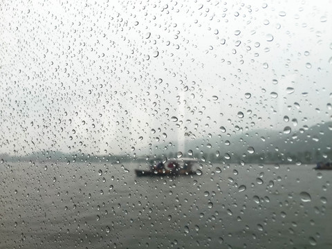 雨中西湖