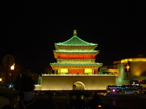 中国西安钟楼夜色