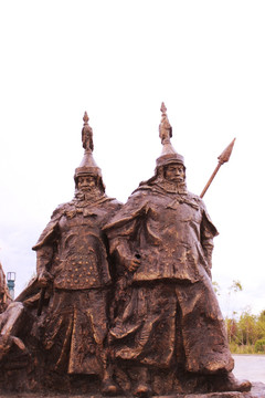达斡尔戍边军人雕塑