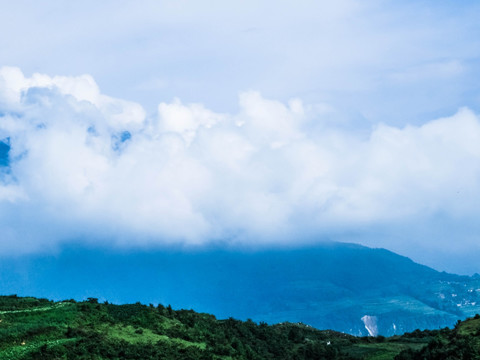 高山云带