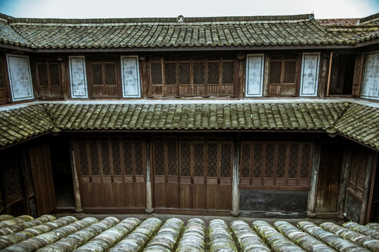 江南四合院砖木结构古建筑楼房