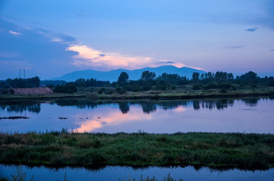 汉江晚景