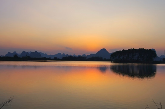 湖景 湖水