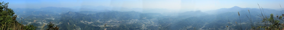 石根山山顶全景图