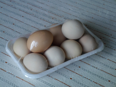 超市里卖的鸡蛋