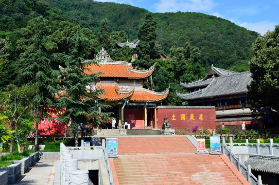 西昌泸山公园