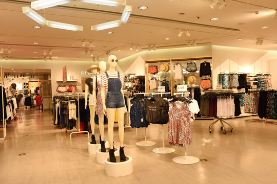 服装专卖店
