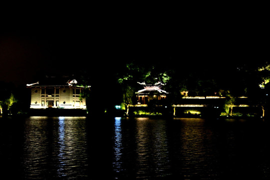 西湖夜景建筑