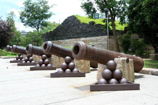 苏州相门 城墙 古代火炮