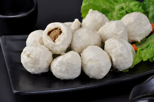 包心鱼丸 包馅墨鱼丸