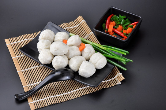 日式鱼丸