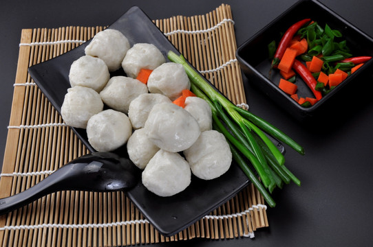 包心鱼丸 包馅墨鱼丸