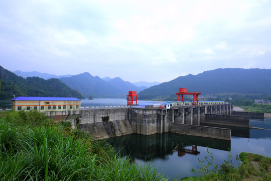 抱子石 水电站 风光