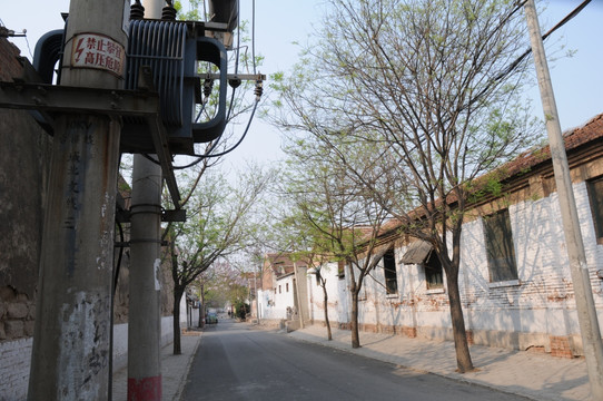 东口北街街景