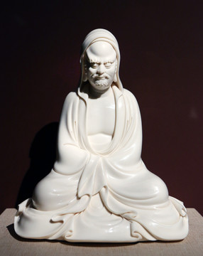 德化窑象牙白瓷达摩坐像