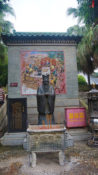 孔子雕塑