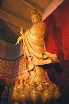上海静安寺 观音殿观音菩萨像